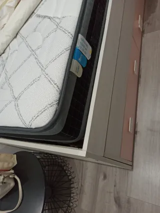 Cama individual con colchon