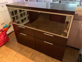 Aparador madera wengue con cristal