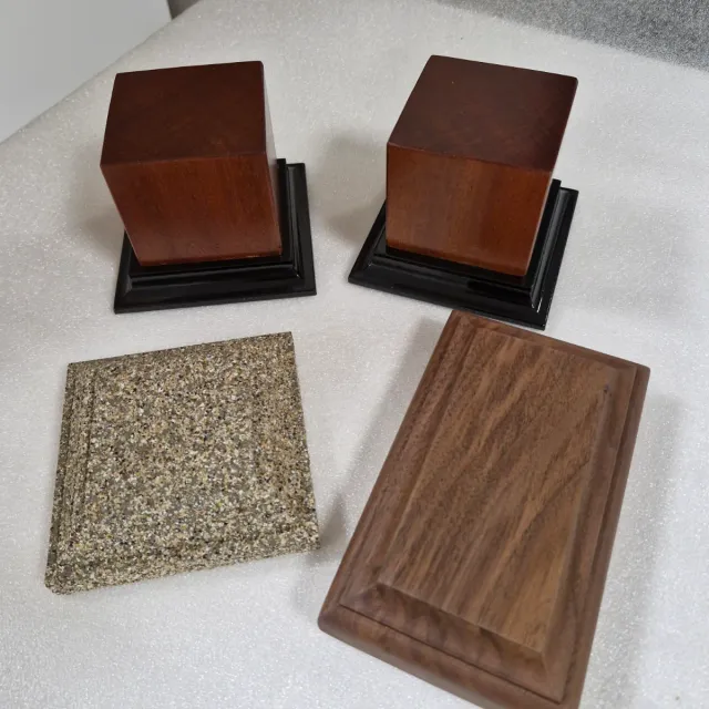 Lote peanas de madera para Royo