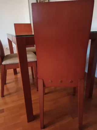 Conjunto mesa comedor cristal y madera