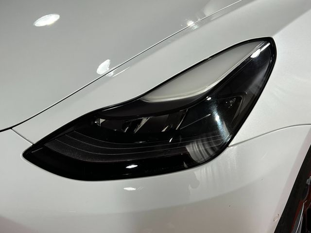 TESLA Model 3 Performance AWD