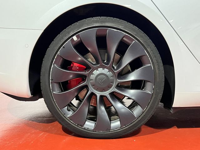 TESLA Model 3 Performance AWD