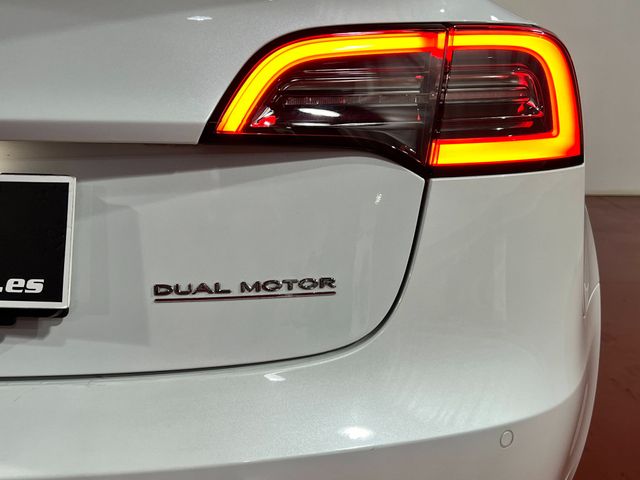 TESLA Model 3 Performance AWD