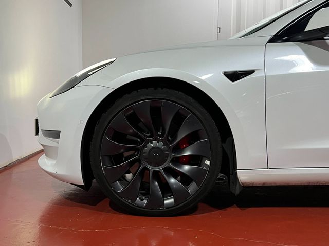 TESLA Model 3 Performance AWD