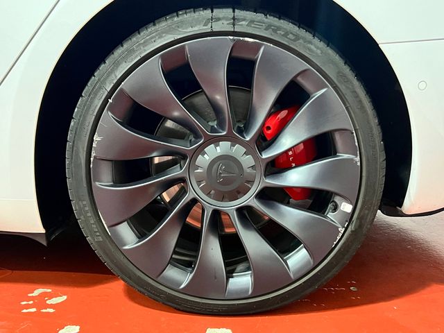 TESLA Model 3 Performance AWD