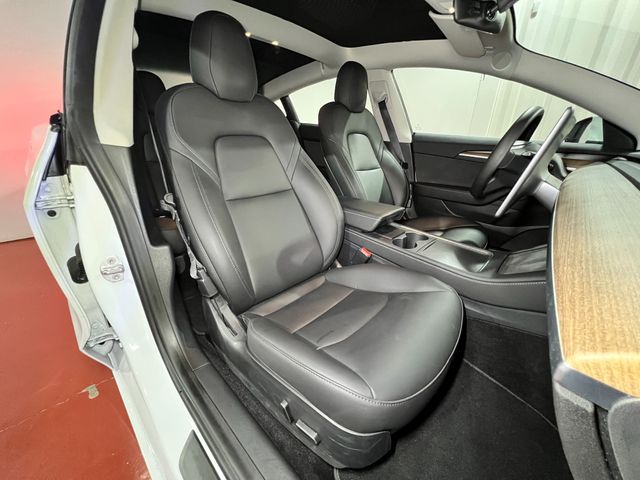 TESLA Model 3 Performance AWD