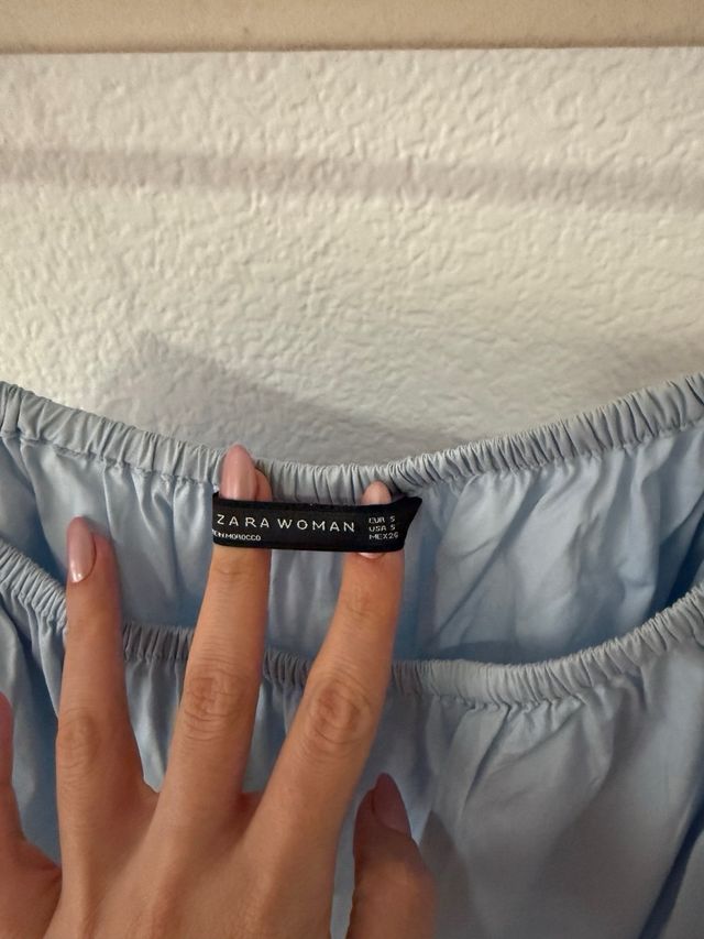 Top palabra de honor azul mangas acampanadas