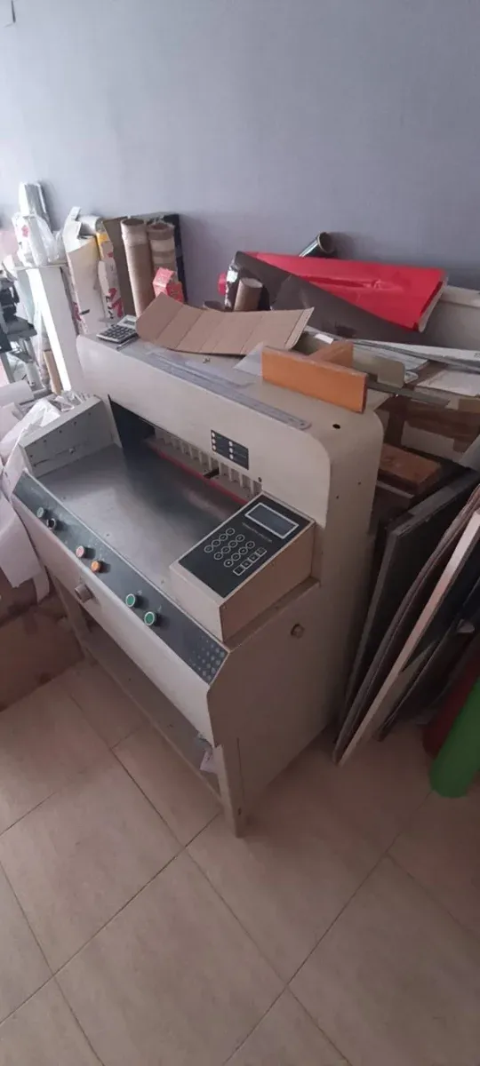 Guillotina profesional Imprenta