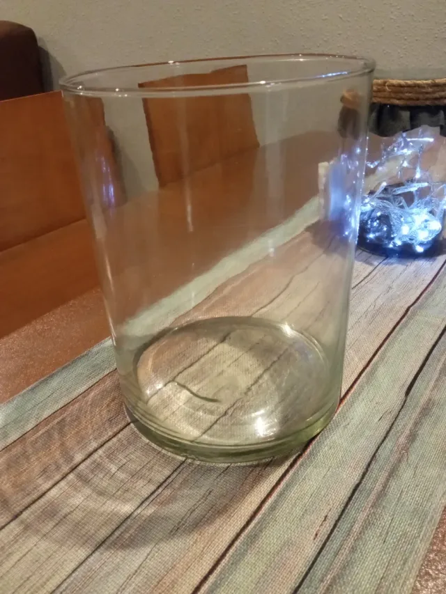 Jarrón de cristal cilíndrico