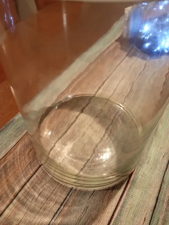 Jarrón de cristal cilíndrico