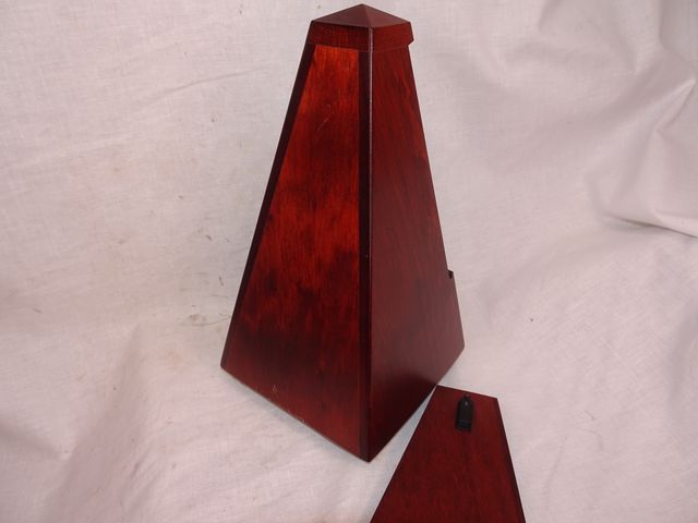 Metrónomo Wittner Maelzel 9270 con campana