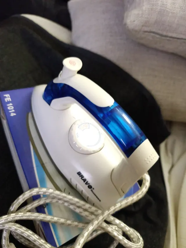 Plancha de vapor viaje nueva