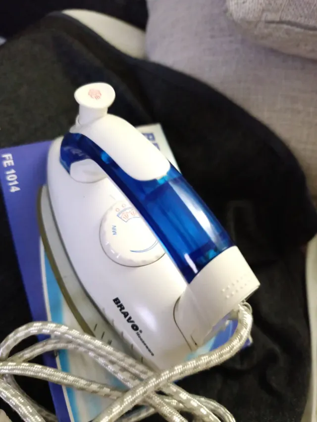 Plancha de vapor viaje nueva