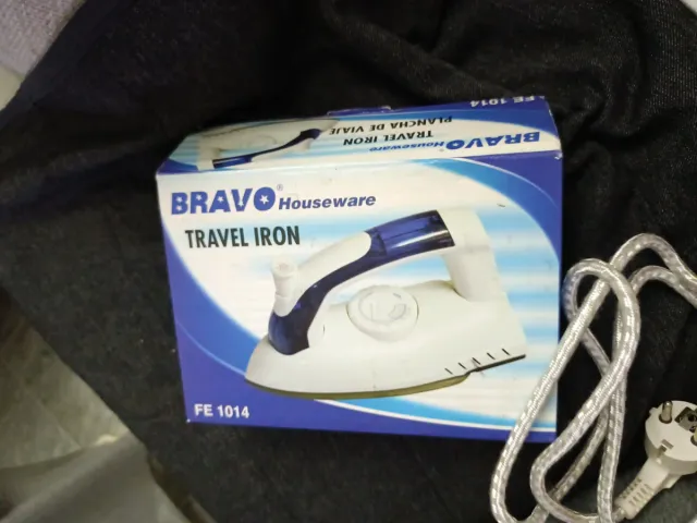 Plancha de vapor viaje nueva