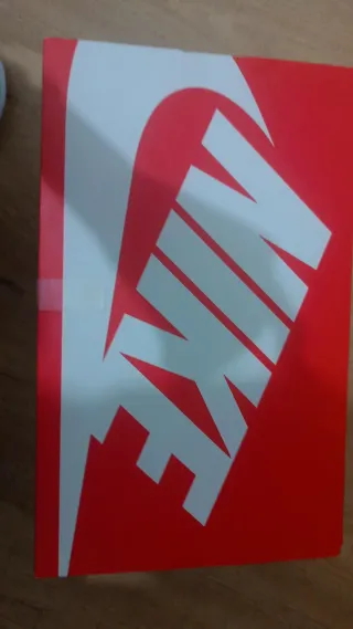 Nike Air Max DN Talla 38.5 Nuevas sin usar.