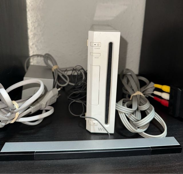 Nintendo Wii - Consola + Mandos + Juegos