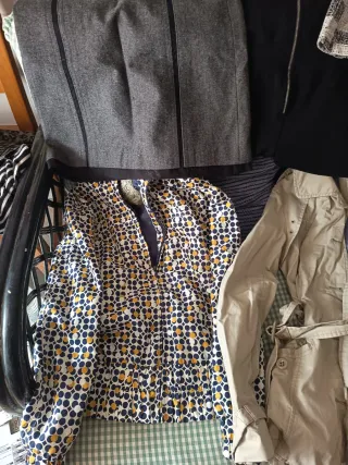 Lote Ropa Chica todo por 90€.