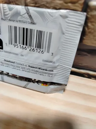 MAGIC Assassin's Creed Collector Booster 10 cartas