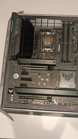 Placa Base ASUS TUF Gaming Z790-PLUS WIFI