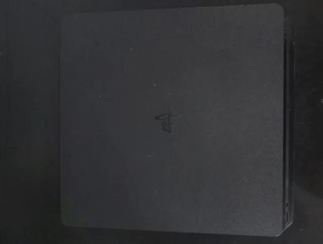 PS4 Slim 860GB + 2 Mandos Originales