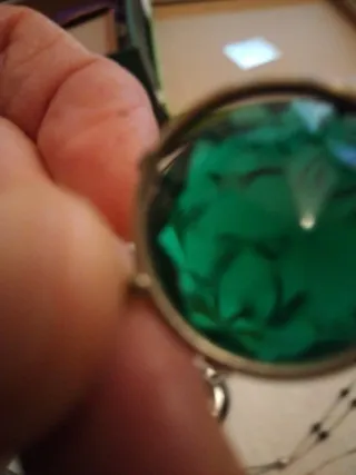 Collares y gargantillas varios