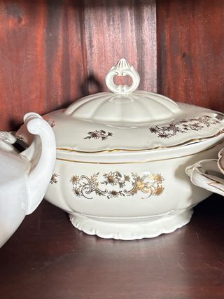 varie Zuppiera/Teiera in Porcellana con Coperchio
