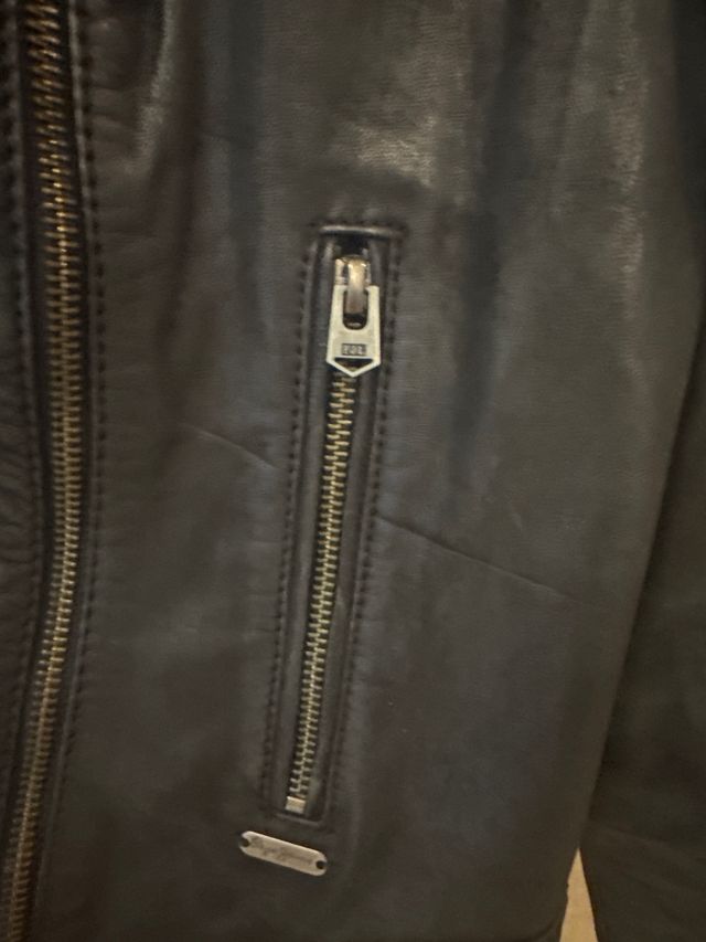 Chaqueta motera Pepe Jeans negra