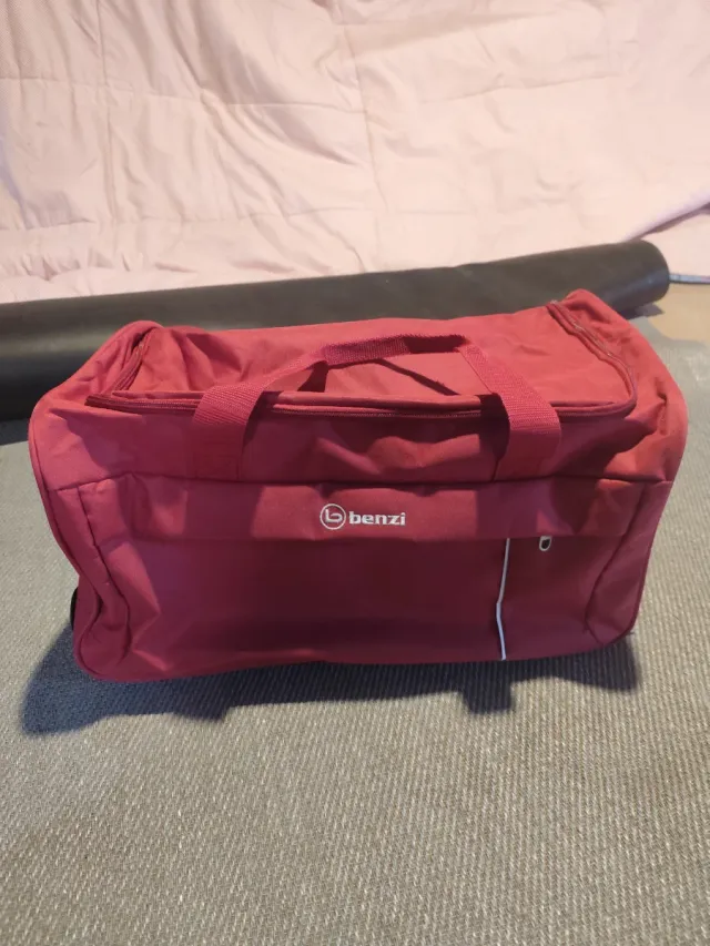 Bolsa de viaje Benzi blanda roja