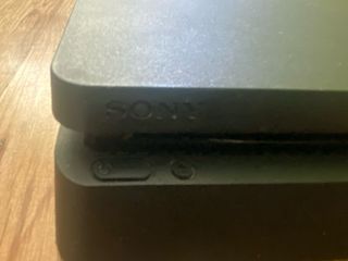 PS4 (PlayStation 4) Negra + Juegos