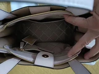 Bolso" Michael Kors" Sin Usar