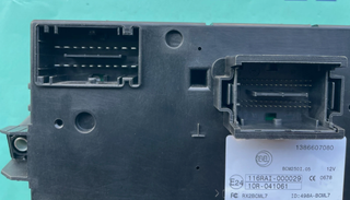 Caja fusibles Peugeot Citroen 1386607080