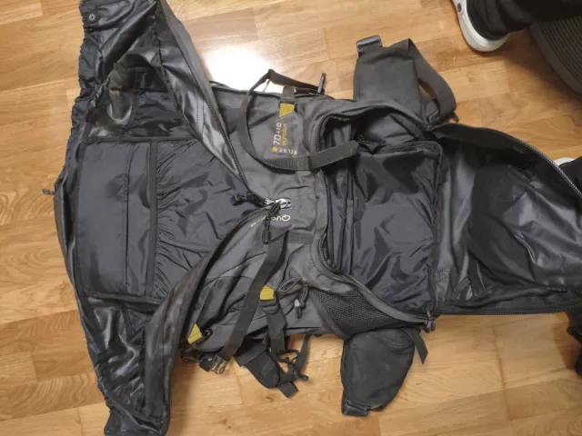 Mochila Travesía 70+10L Quechua