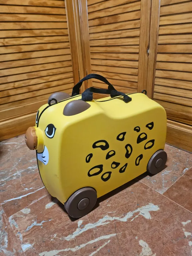 Maleta infantil con ruedas