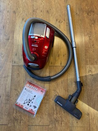 Aspiradora Hoover Telios Plus con accesorios