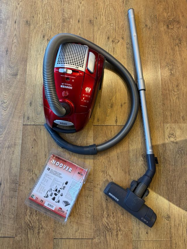 Aspiradora Hoover Telios Plus con accesorios