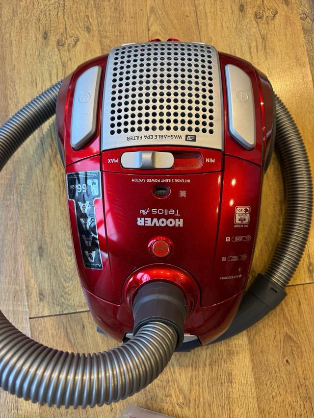 Aspiradora Hoover Telios Plus con accesorios