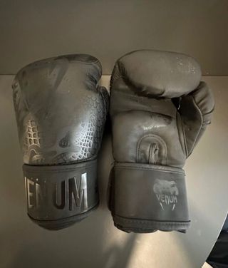 Guantes Muay Thai/Boxeo Venum Dragon's Fight