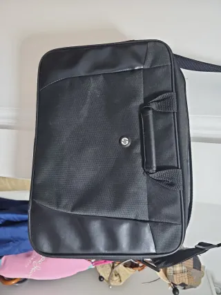 Maletín portátil HP negro