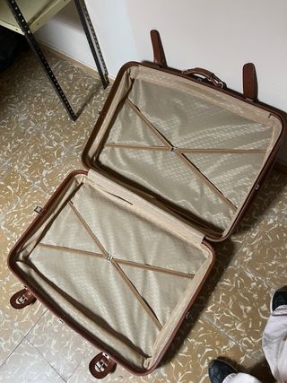 Maleta vintage marrón