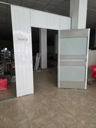 Puertas de chapa para trasteros