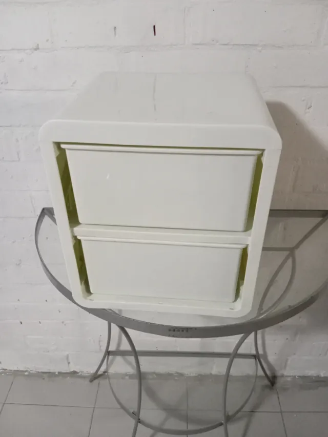 Cajonera Torre Eiffel Plástico