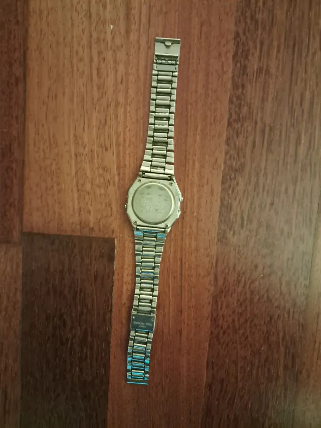 Reloj Casio Acero Hombre WR