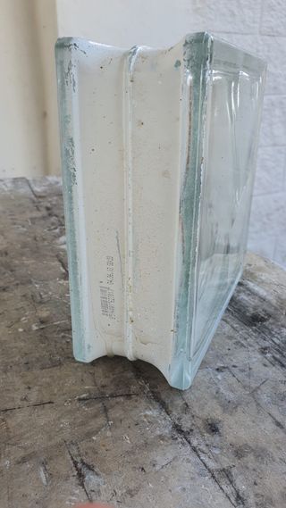 Ladrillo de cristal para construcción