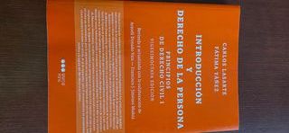 LIBROS DE PIMER CURSO DEL GRADO DE DERECHO UNED