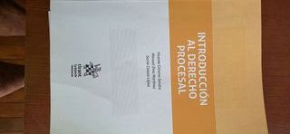 LIBROS DE PIMER CURSO DEL GRADO DE DERECHO UNED