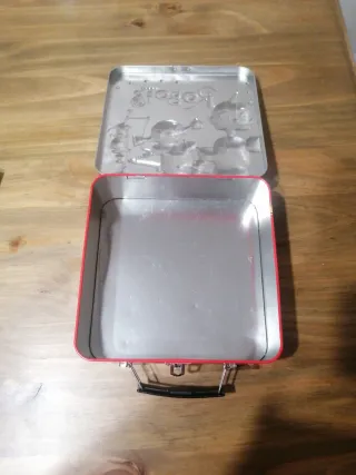 Caja Metálica Película Robots