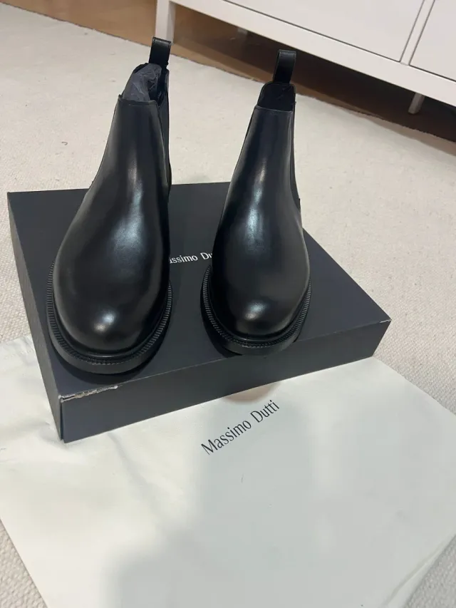 Botines piel Massimo Dutti negros hombre