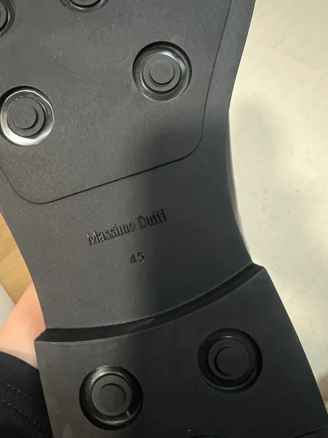 Botines piel Massimo Dutti negros hombre