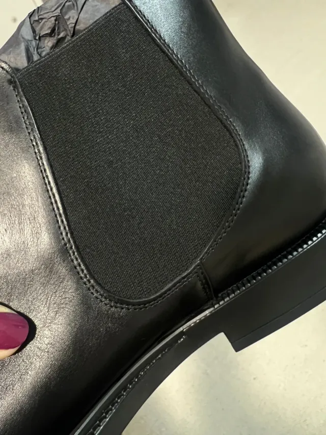 Botines piel Massimo Dutti negros hombre