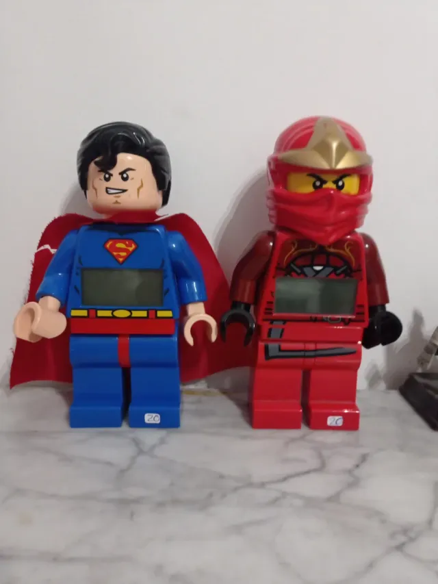 Despertadores Lego Superman y Ninjago 20 c/u